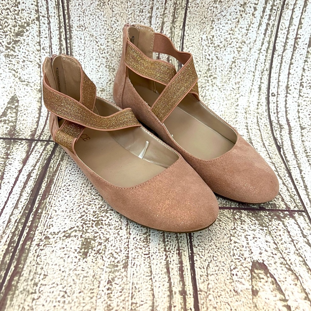VGUC children’s place size 4 pink girls shoes